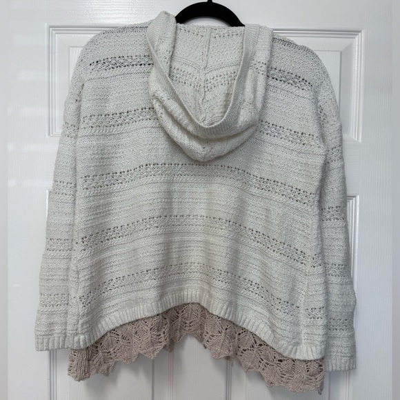 Abercrombie Kids Cream Cardigan Hoodie Sweater with Lace Trim Size 15/16 - Picture 2 of 10